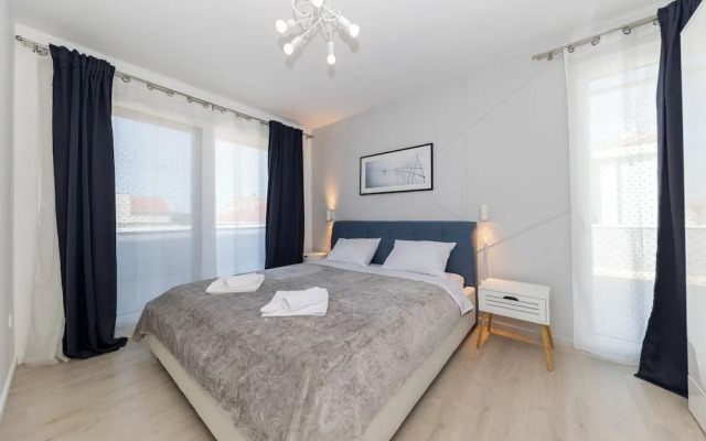 Alba Family Home