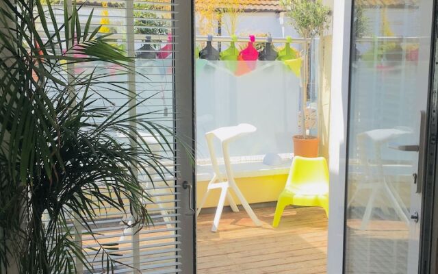 Little Western Spa Brighton Beach Apartment