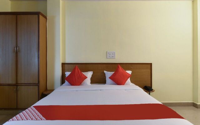 OYO 18993 Hotel Jyoti Swaroopa