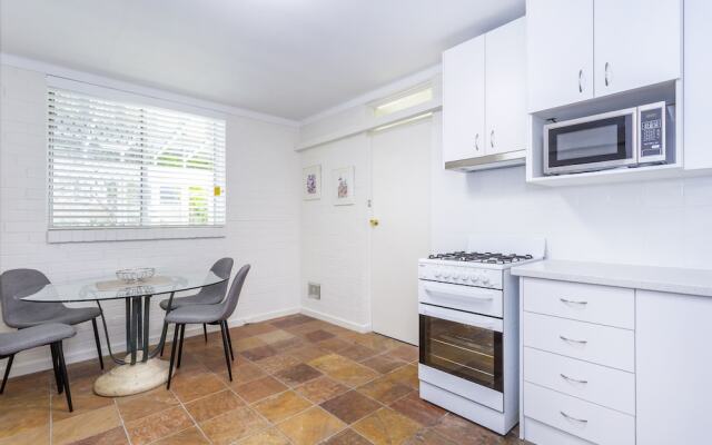 High Tor Apartment 6