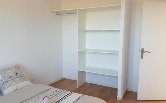 Maison Neuve Moderne