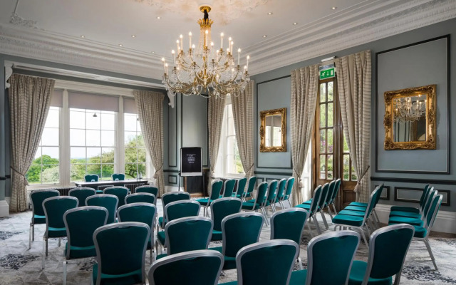 Oulton Hall Hotel, Spa & Golf Resort