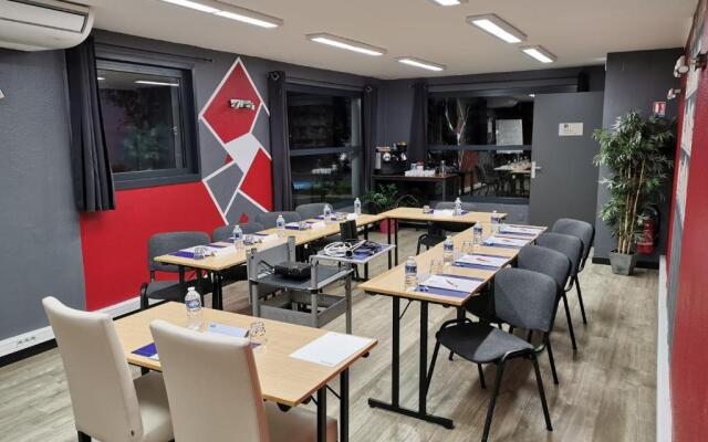 Kyriad Avignon Cap Sud