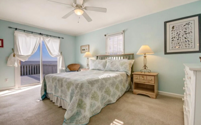 3690 S Fletcher - 4 Br Cottage