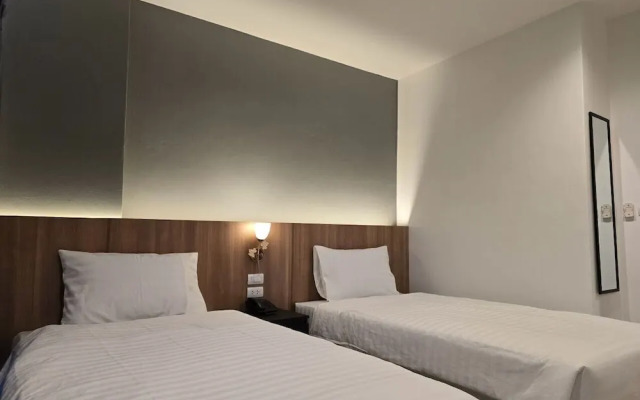 Manee Mantra Hotel Kanchanaburi