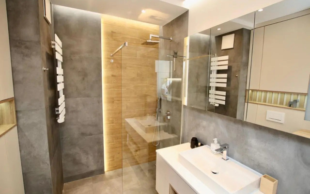 Luxury 2-room apartment in Praga-Północ Port Praski