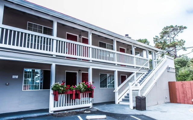 Pelican Inn Monterey