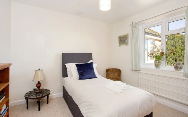 No. 78 Main Road Littleton