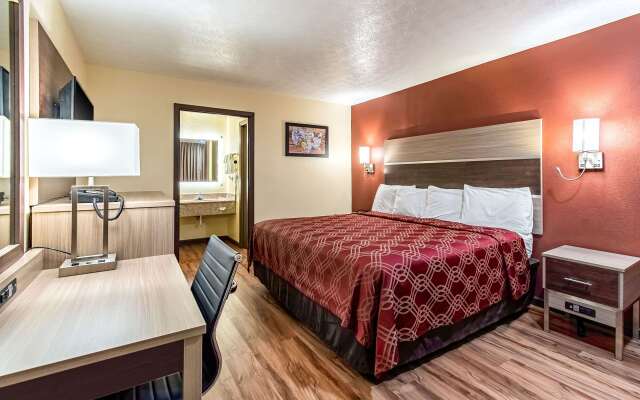 Econo Lodge Worthington