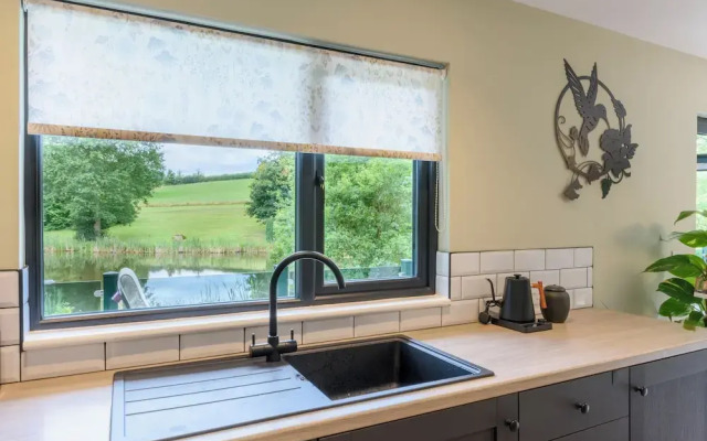 Secret Waterside Lodges in Worcestershire