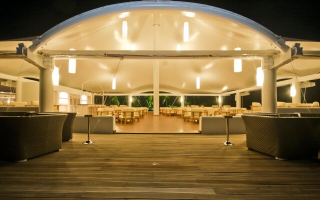 Safari Island Resort