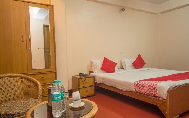 OYO 3330 Hotel Blue Diamond