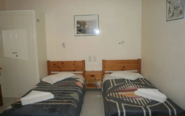Polyxenis Rooms