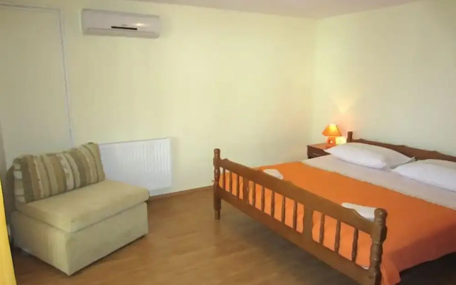 Apartments Bareta