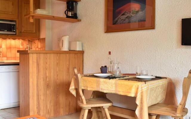 Appartement Méribel, 1 pièce, 4 personnes - FR-1-180-10