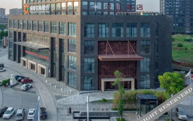 Phecda Hotel