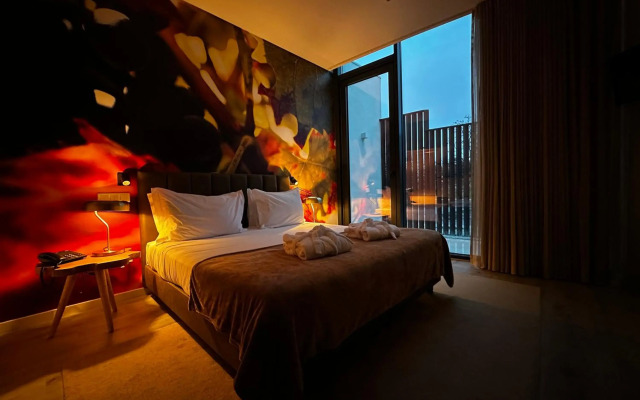 Grapple Hotel
