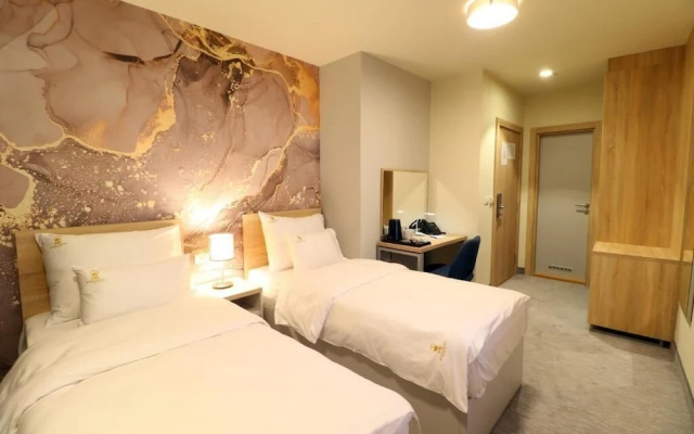 Skadarlija NB Hotel