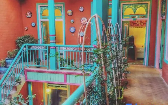 Waiting for Jianglai B&B