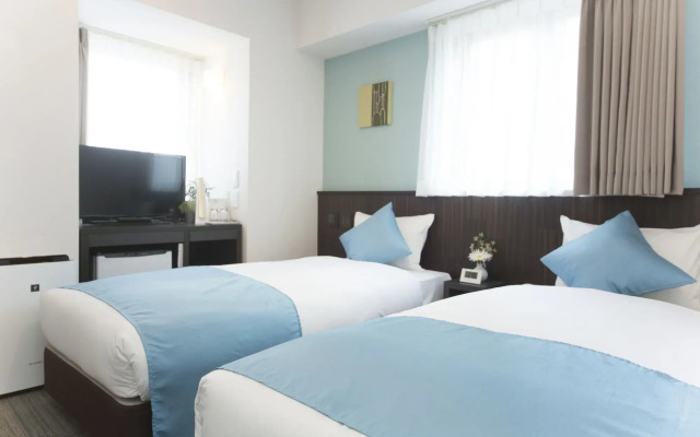 Nipponbashi Crystal Hotel
