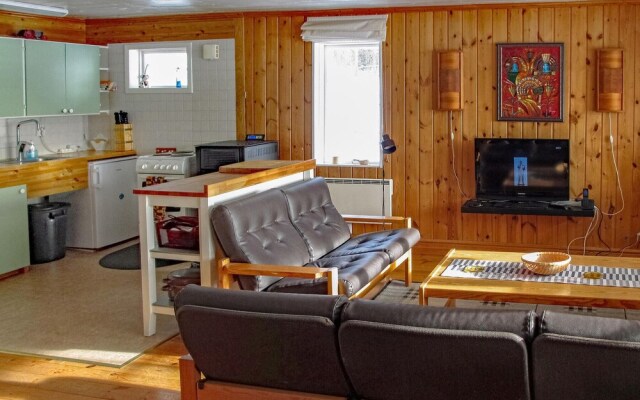 Beautiful Home in Bräcke With 3 Bedrooms and Wifi