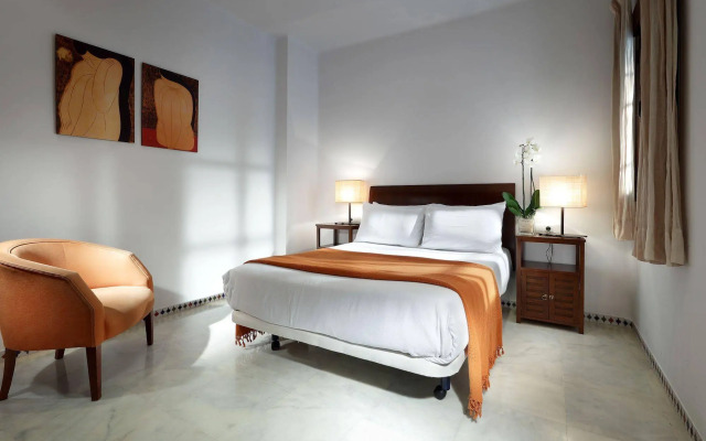 Apartamentos Patios De Alcántara