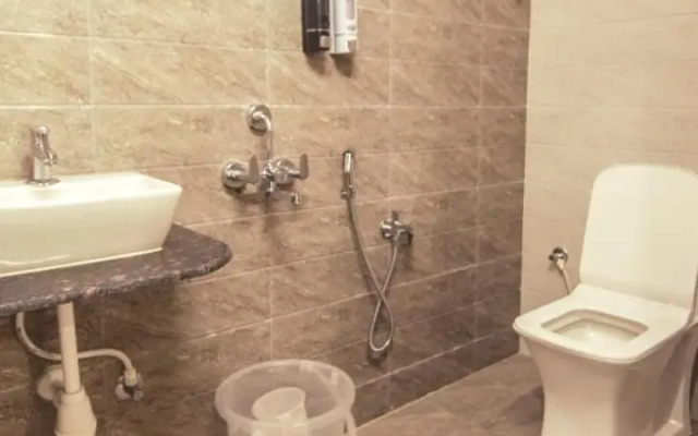 Hotel Radhe Suites