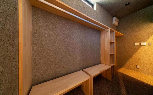 Sanzan Chalet by Hakuba White Fox Company