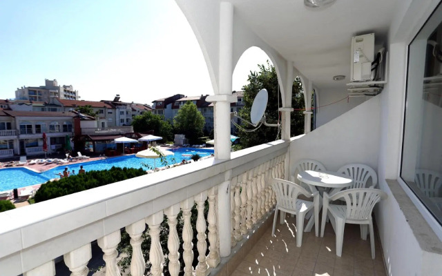 Apartments Bravo 1-Vichevi