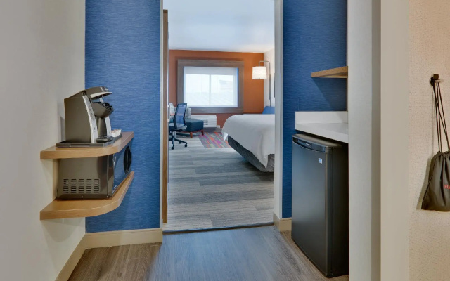 Holiday Inn Express & Suites Plano East - Richardson by IHG