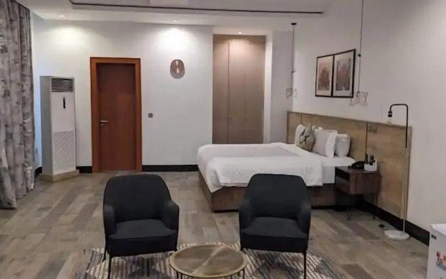 Ebiis Hotel