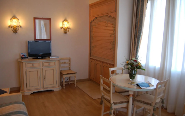 Villa Laguna