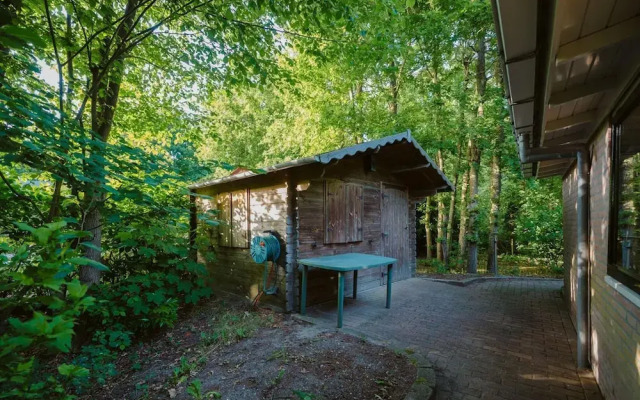 Attractive Bungalow in Ouddorp With Garden