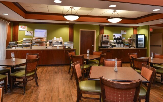 Holiday Inn Express Hotel & Suites Dayton-Centerville by IHG