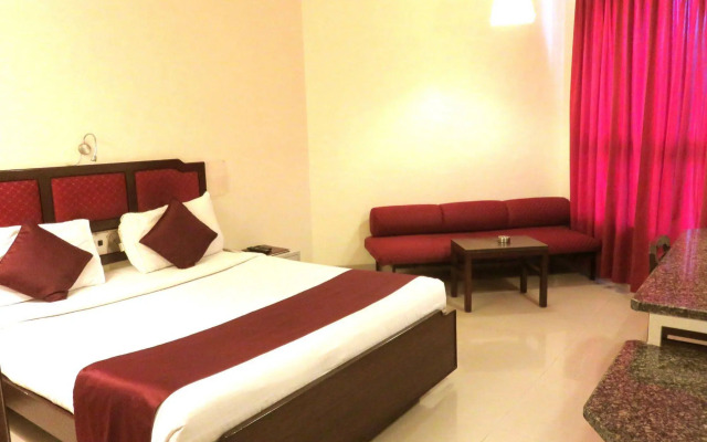 Hotel Ashish Plaza