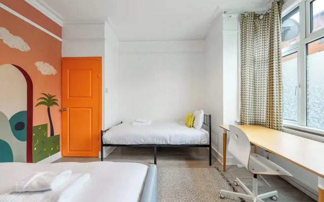 Claremont Apartment A - London