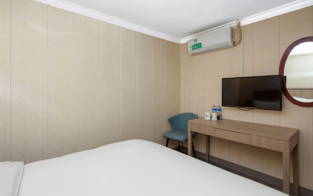 GreenTree Inn Hotel - Nantong Hongming Plaza