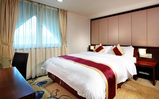 New World Hotel