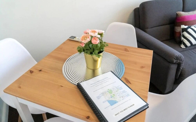 Comfortable New 1 Bedroom Apartment in St Klidas