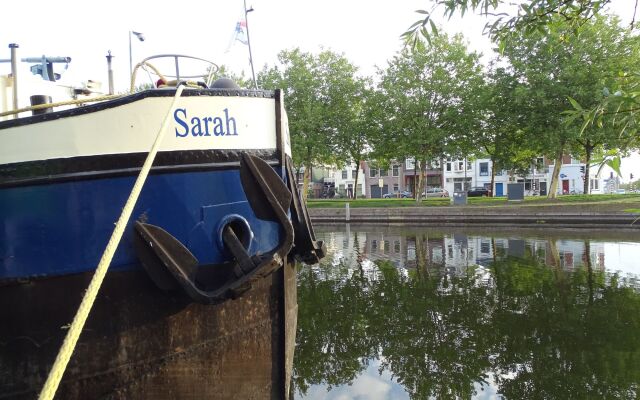 Hotelschip Sarah