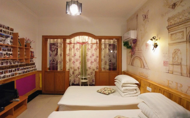 Wuzhen Guyun Qianxun Guest House