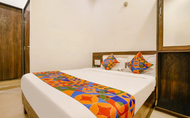 OYO 1166 Hotel Accore Inn