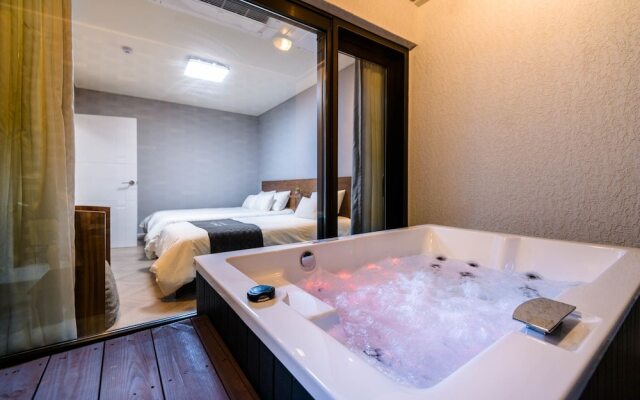 Modeul Spa Pension