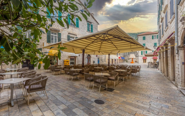 Hotel Vardar Kotor