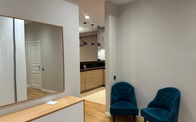 2 Bedroom Apt on Republic Square