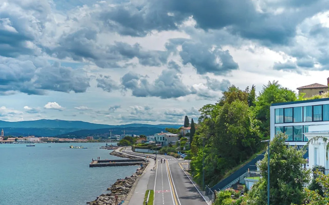 Romantic Seafront Studio Koper