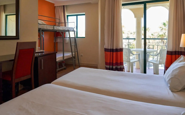 The Navigator - Palm Oasis Alvor