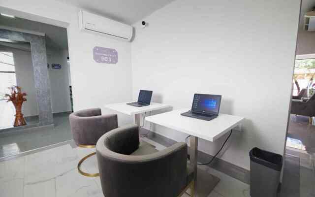 Hotel Sirari By Regina