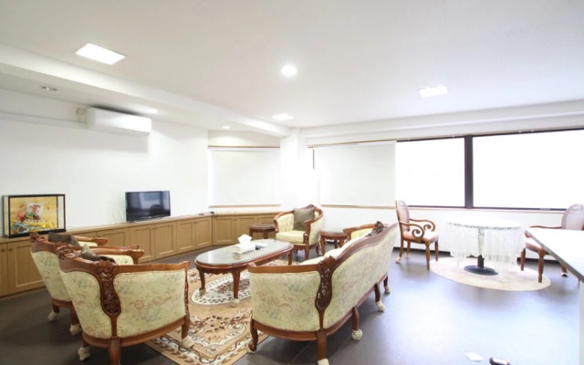 Smart Hotel Osaka 3