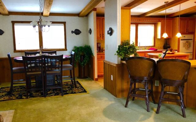 Swan Lake Resort Rentals